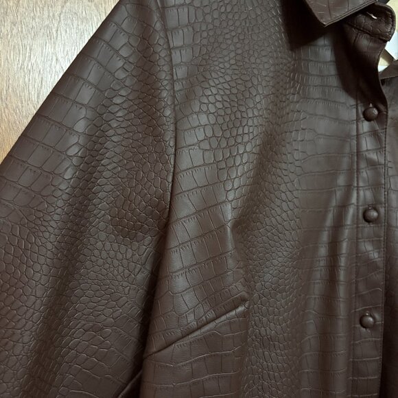 Dennis Basso Textured Alligator Faux Leather Button Shirt - Size: XS - NWT - Picture 8 of 16